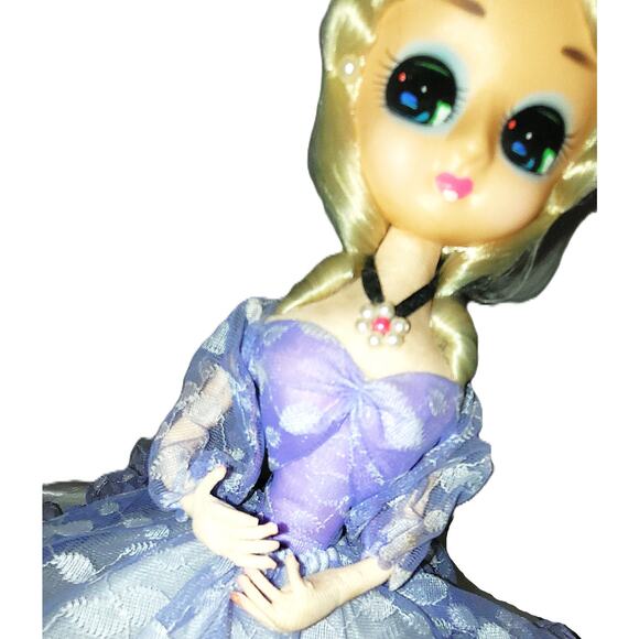 14" Vintage Big Eyed Big Head Pose Bradley Inspired Fair Doll in Lavender - Picture 7 of 14